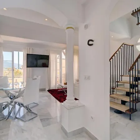 Puerto Banus Penthouse Duplex Corner * Marbella