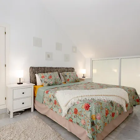 Puerto Banus Penthouse Duplex Corner Apartment *